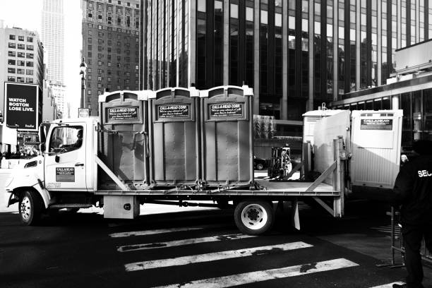 Best Portable toilet rental cost  in Bunnell, FL